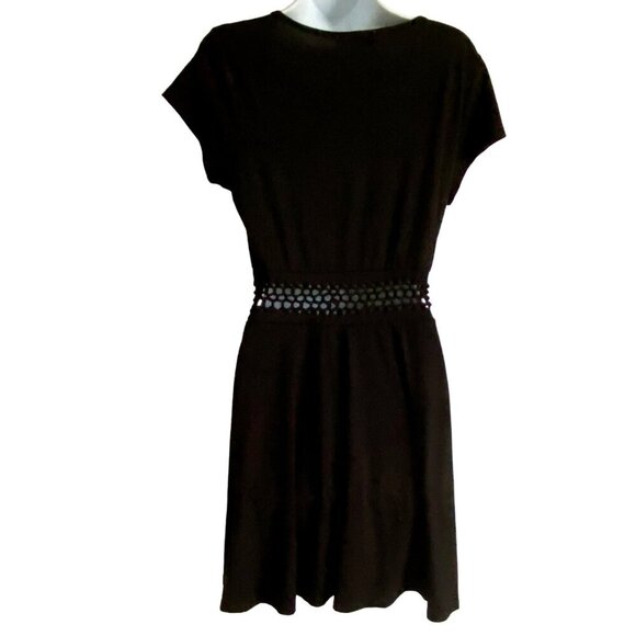 Love Fire Black Short Sleeve Dress Eyelet Waist Cutout Detail Junior's Large - Picture 8 of 11